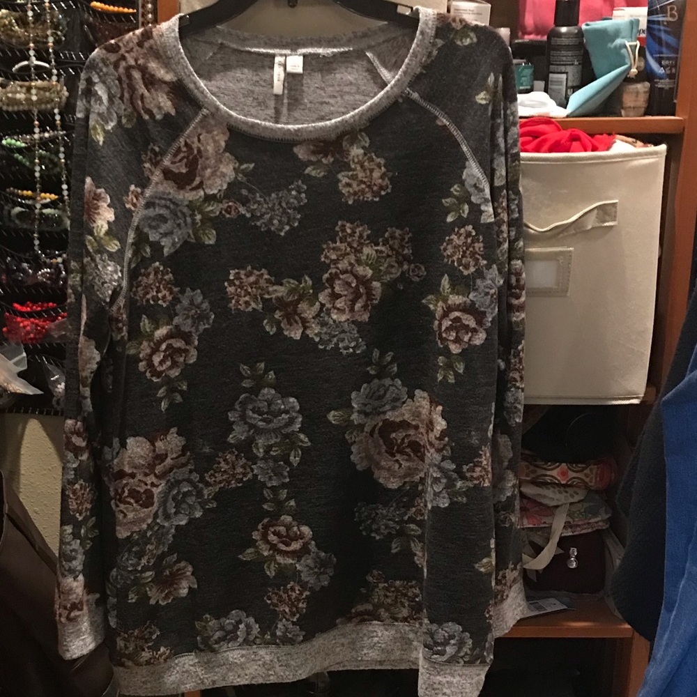 Catos large sweatshirt